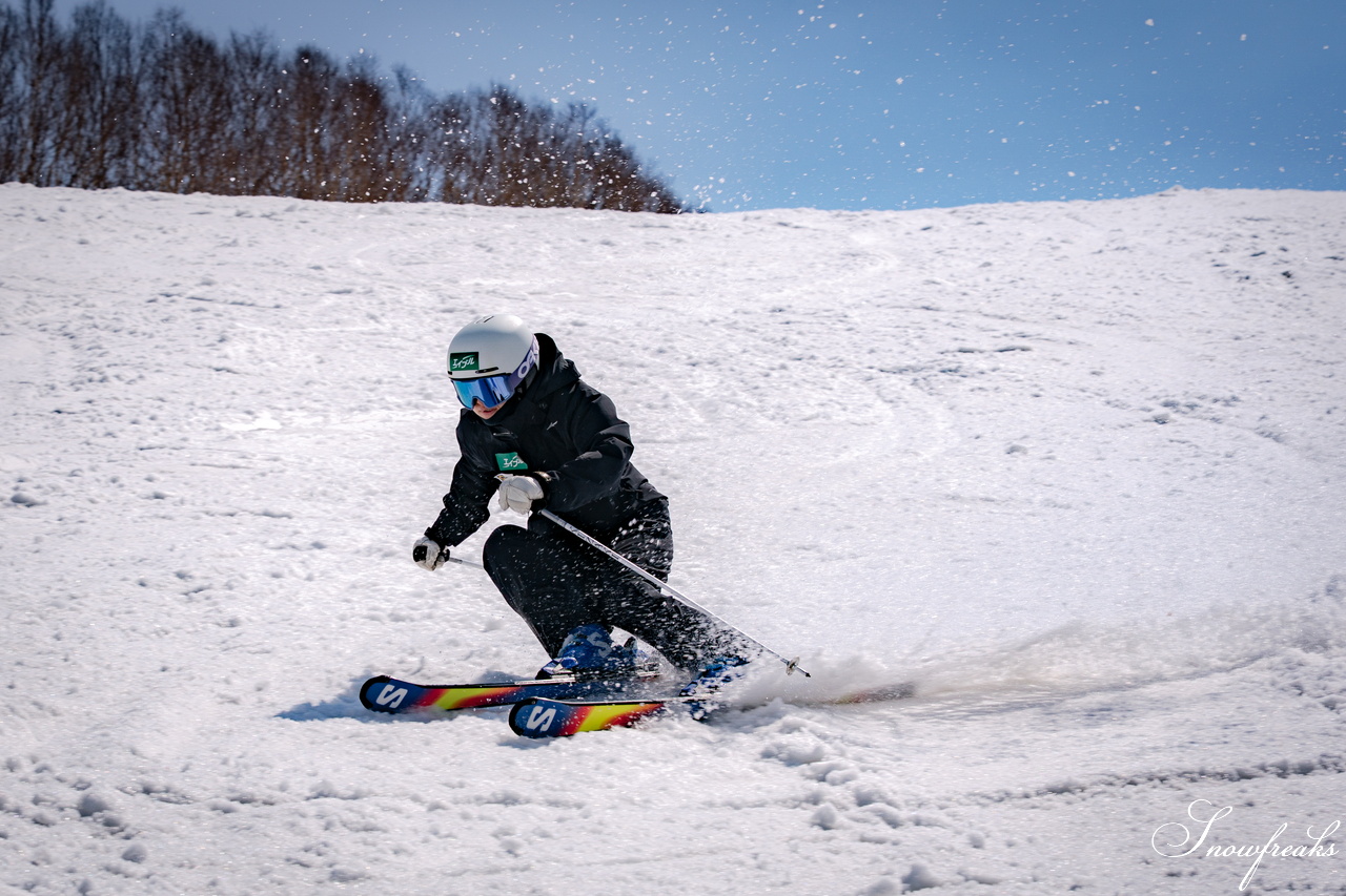 キロロリゾート｜ポカポカ陽気で絶好の春スキー日和♪こんな日は、みんなで思いっきり春雪を満喫しましょう！